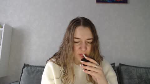 Snapshot of taxxxu chatting on January 13, 2025, 7:11 am Diana online show from January 13, 2025, 7:11 am