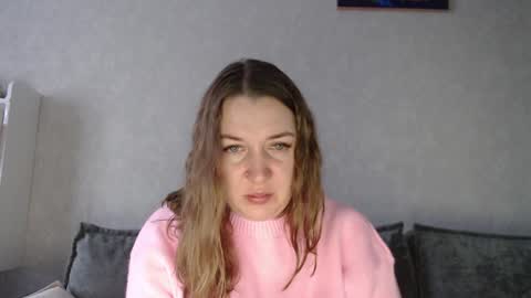 Snapshot of taxxxu chatting on January 23, 2025, 7:32 am Diana online show from January 23, 2025, 7:32 am