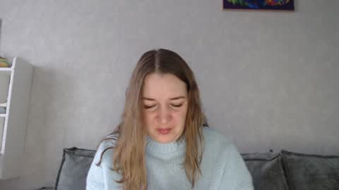 Snapshot of taxxxu chatting on January 27, 2025, 7:35 am Diana online show from January 27, 2025, 7:35 am