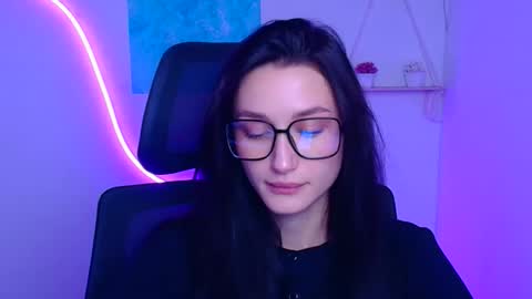 Taya online show from November 26, 2025, 6:36 am