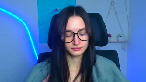 Taya online show from February 17, 2026, 6:43 am