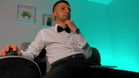 Snapshot of tayer_bennet chatting on September 24, 2025, 5:00 am tayer_bennet online show from September 24, 2025, 5:00 am