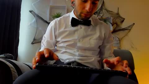 Snapshot of tayer_bennet chatting on October 11, 2025, 8:51 pm tayer_bennet online show from October 11, 2025, 8:51 pm