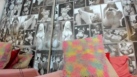 T A Y L E R  online show from March 11, 2025, 10:42 pm