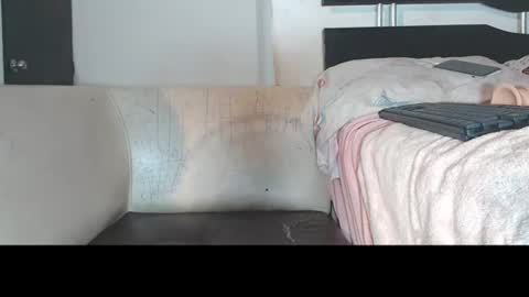 taylor hot online show from July 17, 2026, 3:35 am
