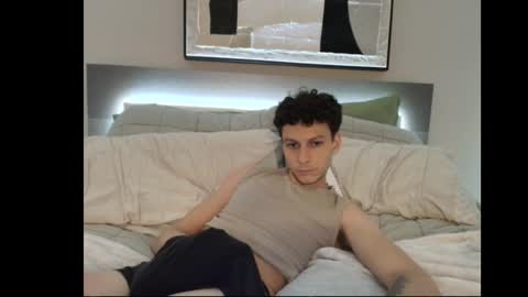 taylorcamz online show from November 15, 2025, 8:55 am