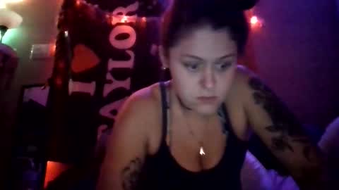 Taylor Riot online show from October 16, 2025, 1:39 am