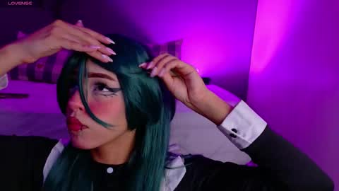 Snapshot of taylorsmitth_ chatting on December 1, 2025, 11:48 am TAYLOR online show from December 1, 2025, 11:48 am