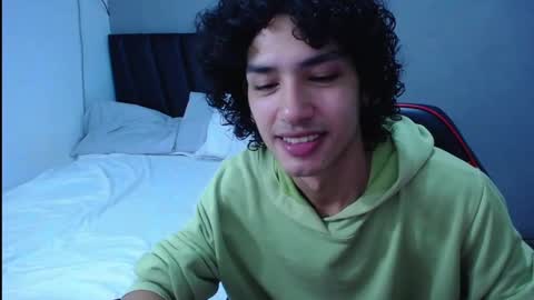 Tayron online show from September 24, 2025, 3:59 pm