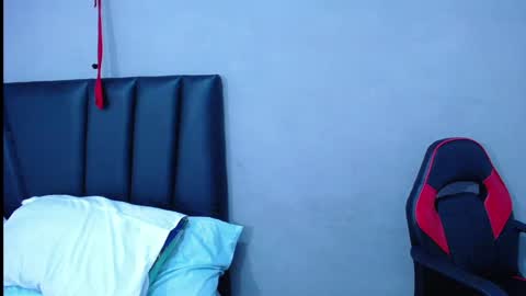 Tayron online show from October 2, 2025, 5:20 pm