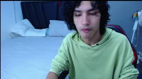 Tayron online show from October 18, 2025, 4:30 pm