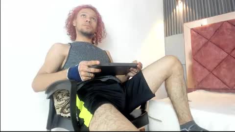 Snapshot of tayson_scott chatting on January 8, 2026, 1:02 pm Tayson online show from January 8, 2026, 1:02 pm