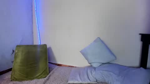 Snapshot of taysonysasha chatting on July 17, 2026, 9:08 pm ask for cum online show from July 17, 2026, 9:08 pm
