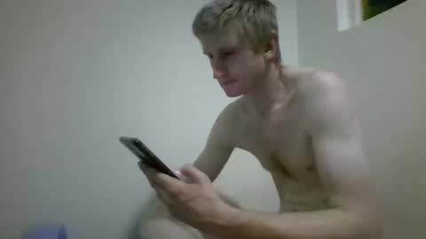 tcute0 online show from March 28, 2026, 10:42 pm