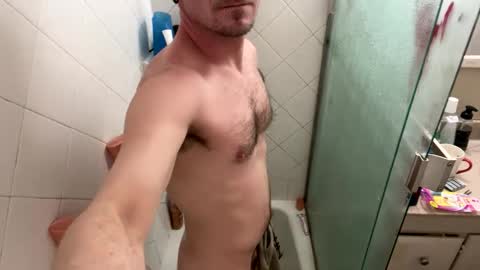 Snapshot of tdogschwill chatting on February 11, 2025, 1:20 am tdogschwill online show from February 11, 2025, 1:20 am