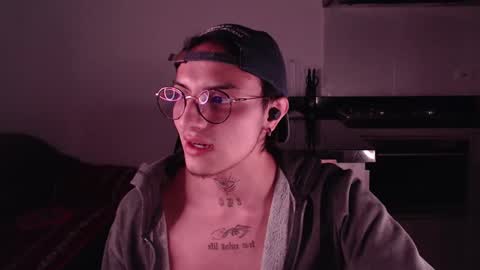 Snapshot of te0__0 chatting on February 27, 2025, 4:52 am Teo independent model online show from February 27, 2025, 4:52 am