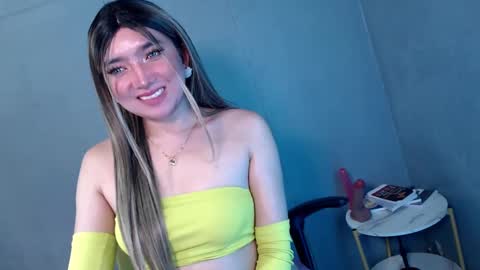 ellaine online show from February 28, 2025, 1:47 am