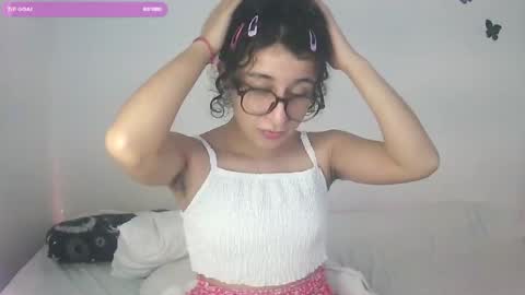 Snapshot of teaonix chatting on May 21, 2026, 9:33 pm teaonix online show from May 21, 2026, 9:33 pm