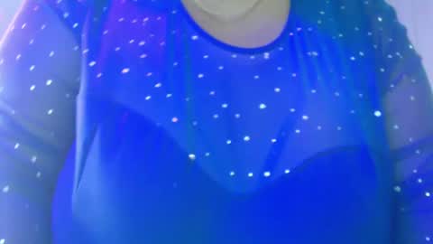 Reina online show from November 1, 2025, 10:17 am