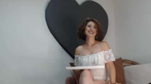 Snapshot of teasexpert4444 chatting on July 7, 2026, 5:43 am ALICIA--- online show from July 7, 2026, 5:43 am