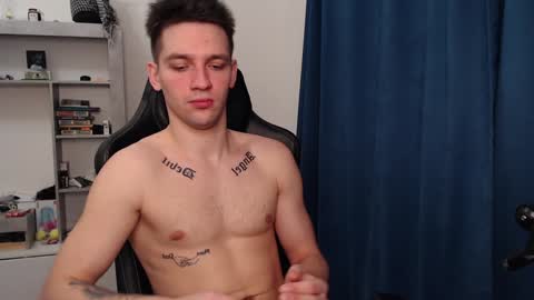 Snapshot of teddy_mode chatting on January 31, 2025, 4:59 pm Teddy online show from January 31, 2025, 4:59 pm