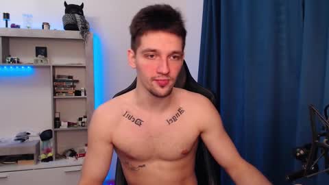 Snapshot of teddy_mode chatting on February 9, 2025, 9:05 am Teddy online show from February 9, 2025, 9:05 am