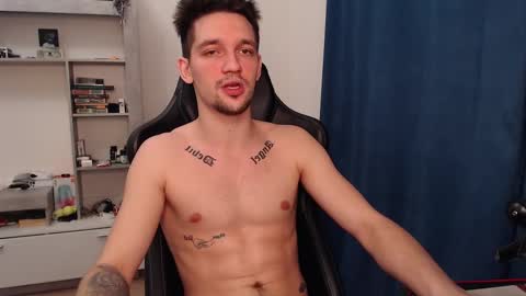 Snapshot of teddy_mode chatting on February 13, 2025, 8:24 pm Teddy online show from February 13, 2025, 8:24 pm