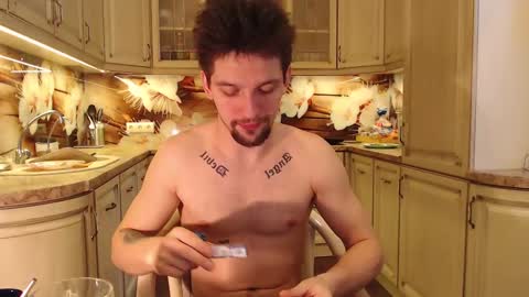 Snapshot of teddy_mode chatting on March 9, 2025, 5:00 am Teddy online show from March 9, 2025, 5:00 am