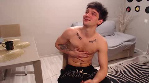 Snapshot of teddy_mode chatting on October 22, 2025, 6:07 pm Teddy online show from October 22, 2025, 6:07 pm