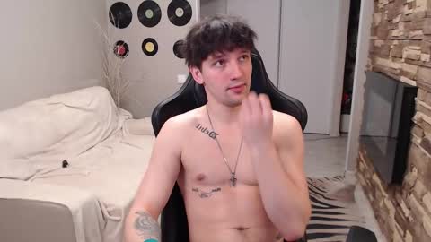 Teddy online show from March 18, 2026, 3:53 am