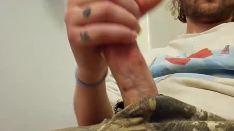 Snapshot of teddybear_rainbowvomit chatting on December 14, 2024, 10:13 am teddybear_rainbowvomit online show from December 14, 2024, 10:13 am