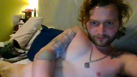 Snapshot of teddybear_rainbowvomit chatting on December 16, 2024, 10:08 am teddybear_rainbowvomit online show from December 16, 2024, 10:08 am