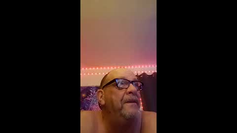 Snapshot of tedestep2 chatting on May 7, 2026, 12:32 pm tedestep2 online show from May 7, 2026, 12:32 pm