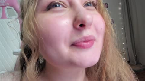 Snapshot of teeencutee chatting on February 2, 2025, 8:57 am Monika --------------2  stream 700 GMT day online show from February 2, 2025, 8:57 am