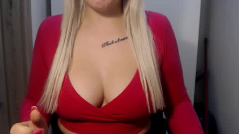 Teeyara  online show from September 27, 2025, 7:24 am