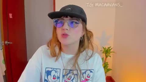 tekila__ online show from February 6, 2026, 8:23 pm