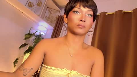 Snapshot of temptation_ashley chatting on June 22, 2026, 7:38 am temptation_ashley online show from June 22, 2026, 7:38 am