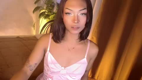 Snapshot of temptation_ashley chatting on July 6, 2026, 7:05 am temptation_ashley online show from July 6, 2026, 7:05 am