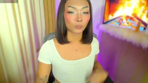 Snapshot of temptation_ashley chatting on July 7, 2026, 8:29 am temptation_ashley online show from July 7, 2026, 8:29 am