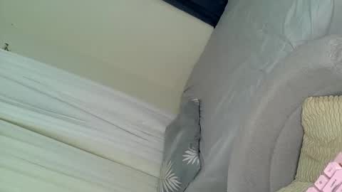 EVA GLASSCOTT online show from February 8, 2026, 3:21 am