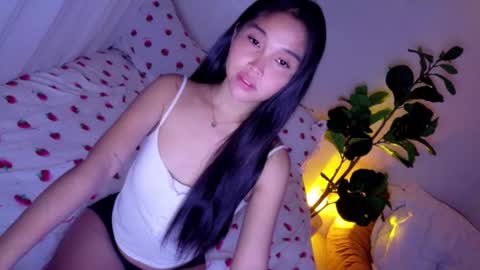 temptessa20 online show from March 3, 2026, 10:32 am