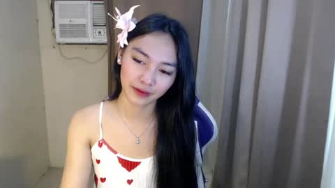 YOGIRL MAXINE online show from July 19, 2026, 9:24 am