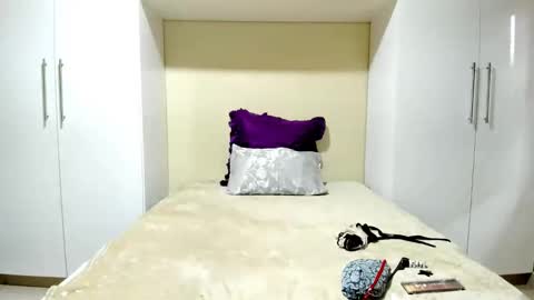 temptressqeen online show from March 11, 2025, 3:12 pm