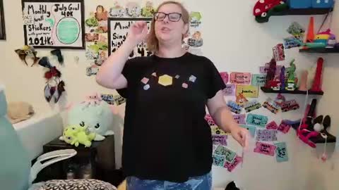 Pixie and Tentacle Overlord online show from July 17, 2026, 10:14 pm