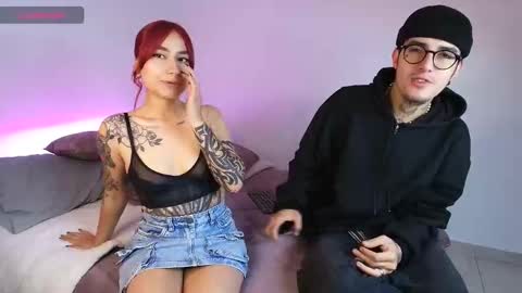 tender_dust online show from November 17, 2025, 1:11 am