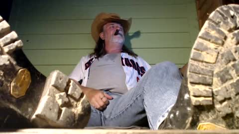 Snapshot of tennredneck chatting on July 26, 2026, 3:14 am Tennredneck online show from July 26, 2026, 3:14 am