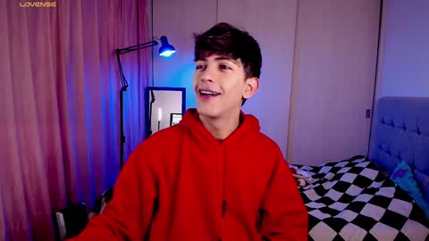 teo brown Independent model online show from January 30, 2025, 1:21 pm
