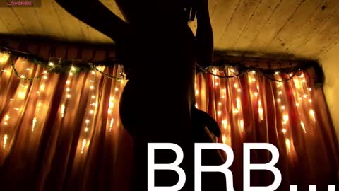 teo brown Independent model online show from February 18, 2025, 1:11 pm