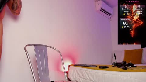 Snapshot of teoferrer chatting on February 5, 2025, 8:35 pm Teo Ferrer online show from February 5, 2025, 8:35 pm