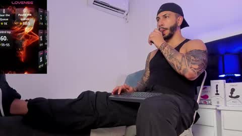 Snapshot of teoferrer chatting on February 10, 2025, 8:21 pm Teo Ferrer online show from February 10, 2025, 8:21 pm